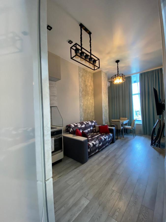 Апартаменты У Моря Magnit Первая Линия Odessa Extérieur photo