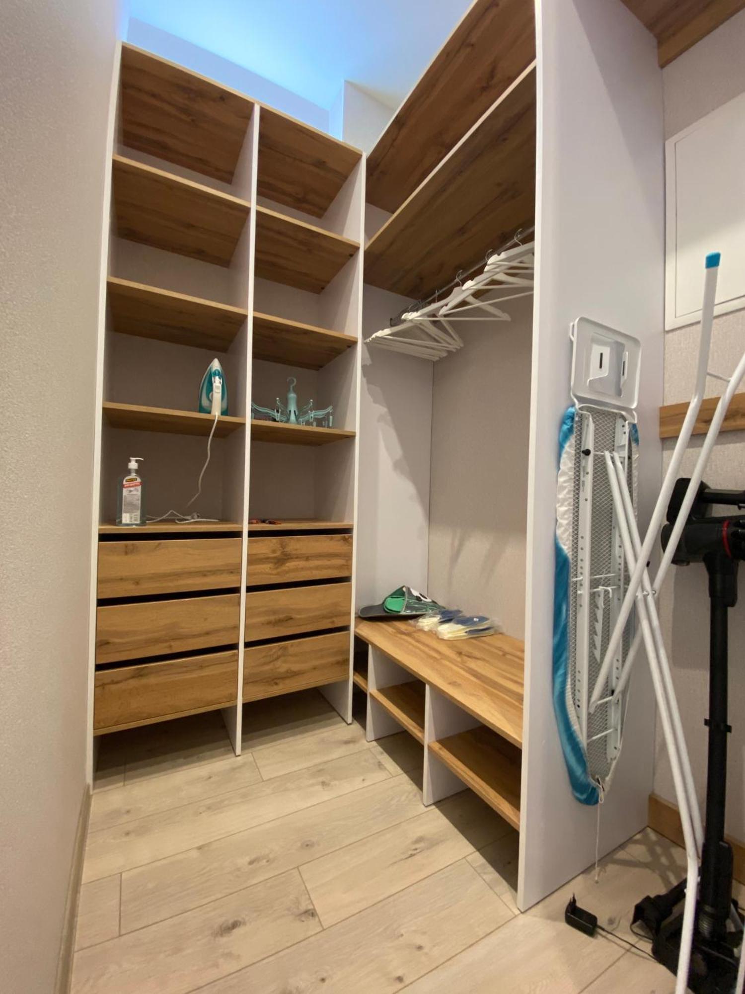 Апартаменты У Моря Magnit Первая Линия Odessa Extérieur photo