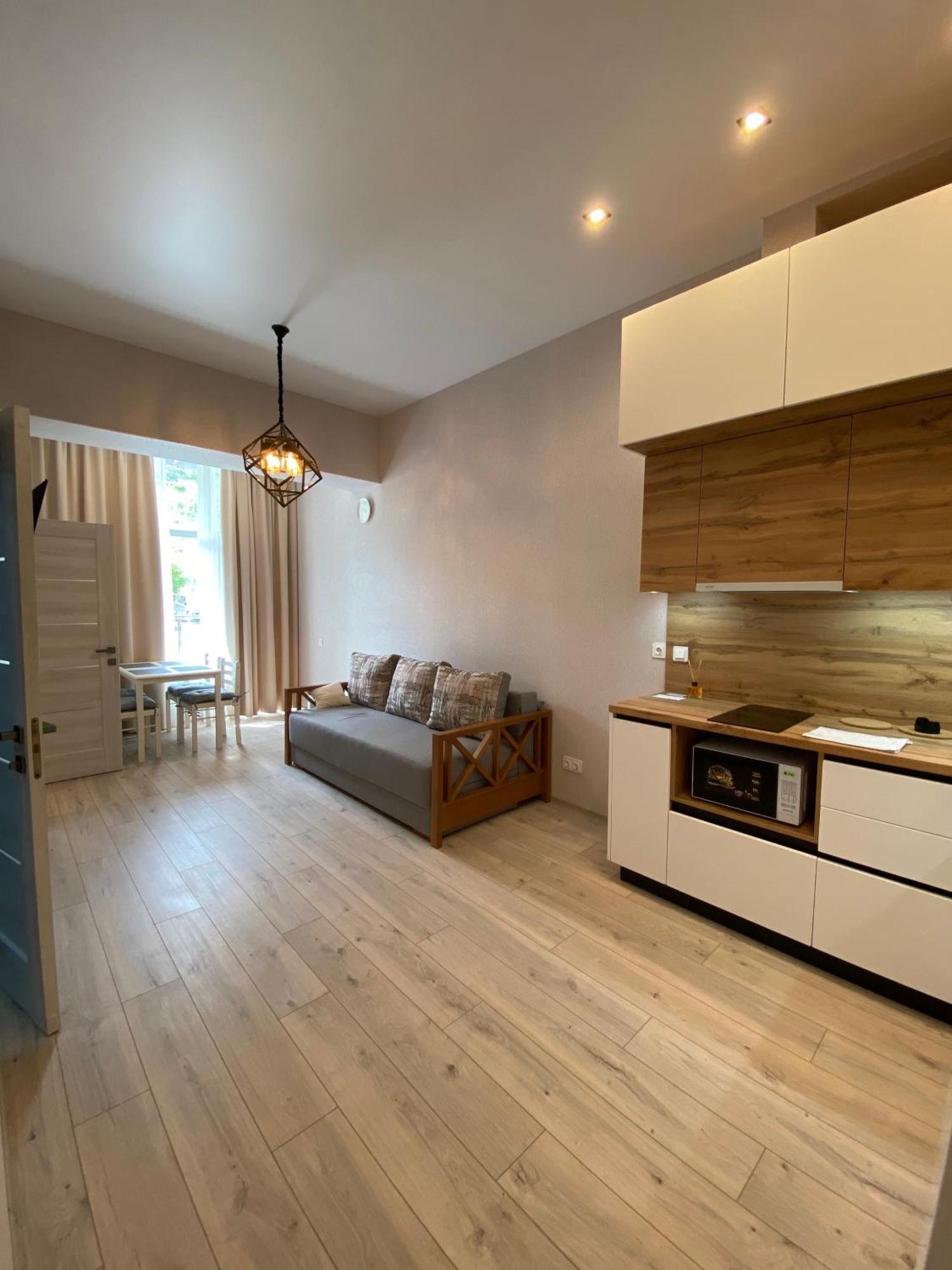 Апартаменты У Моря Magnit Первая Линия Odessa Extérieur photo